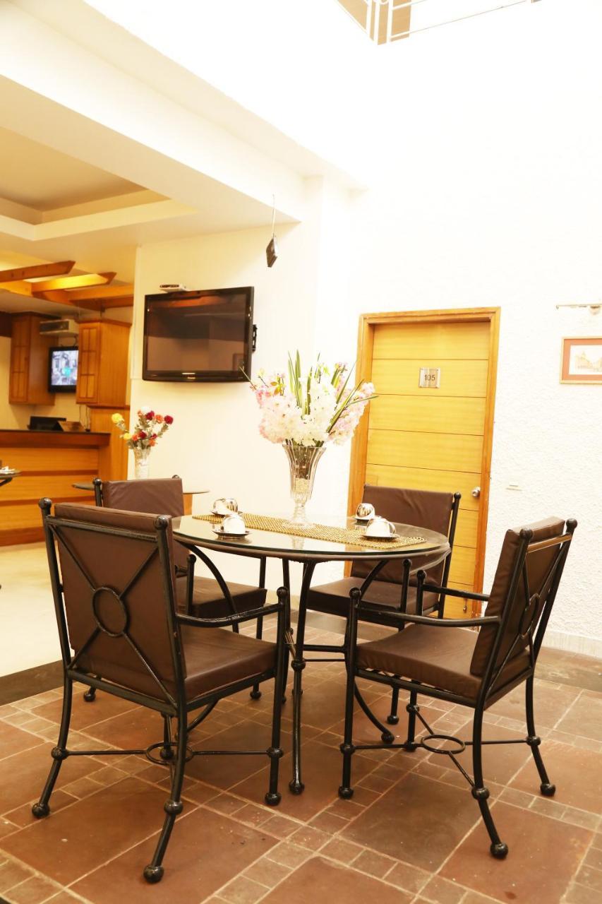 Hotel H26 Chandigarh Exterior photo