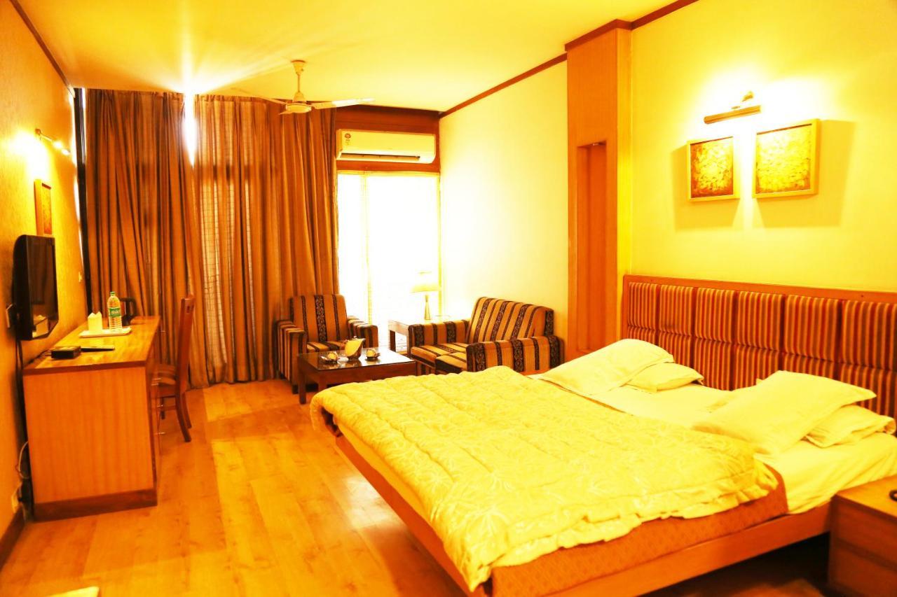 Hotel H26 Chandigarh Exterior photo
